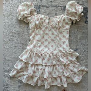 Cotton Candy LA mini floral romper in ivory size Small